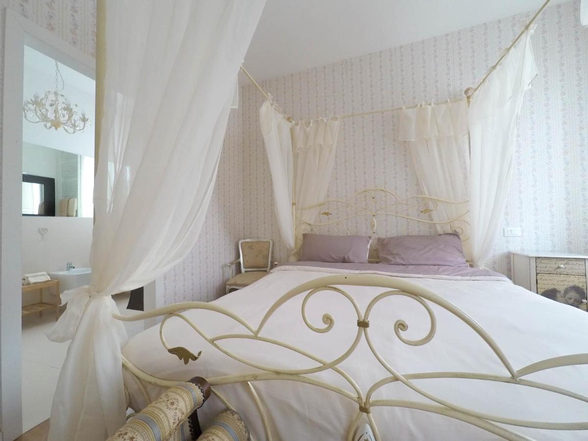 Il Bianconiglio R&B Bed and Breakfast Carraie Exterior foto
